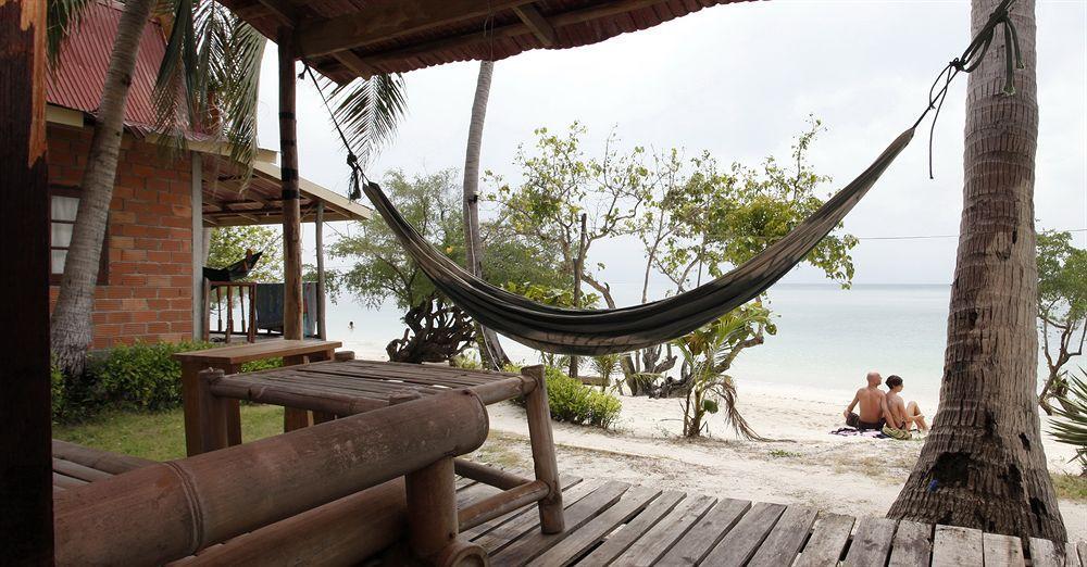 Leela Beach Resort Haad Rin Exteriör bild